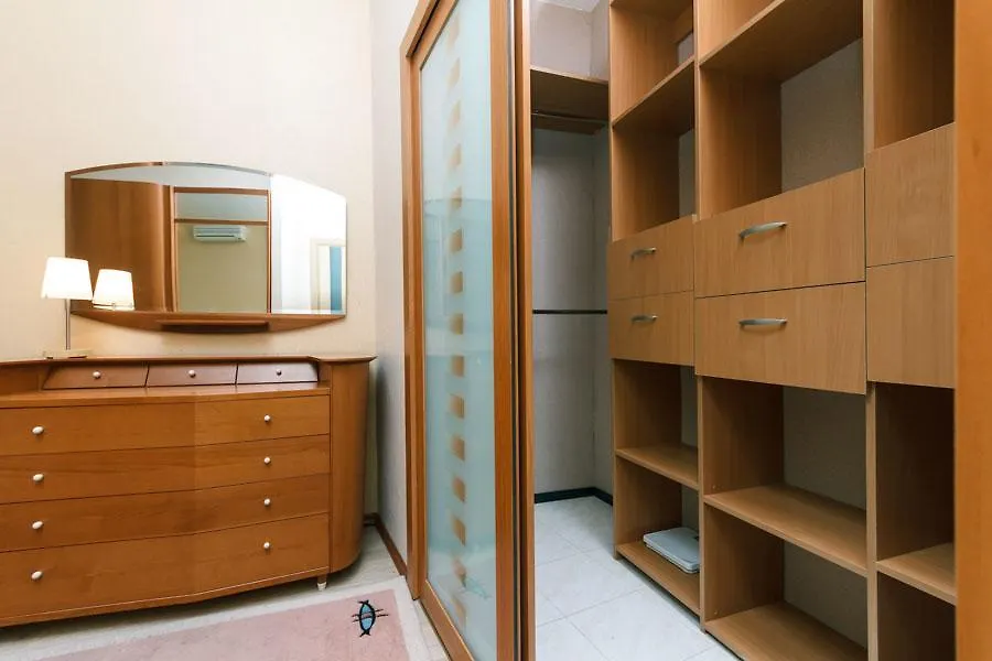 Apartment Malaya Zhitomirskaya 3 Kijów